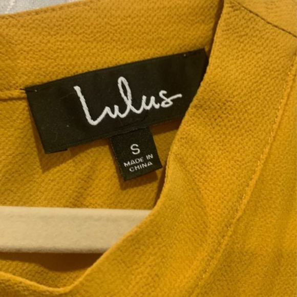 *NEW* LULU’S MUSTARD YELLOW EMBROIDERED TOP - Picture 3 of 3